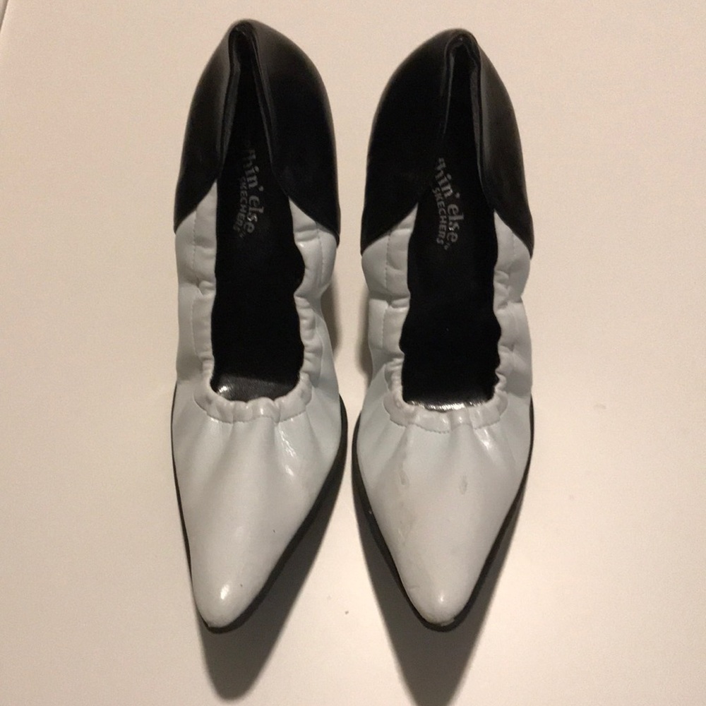 Skechers Somethin’ Else Black & White Pumps